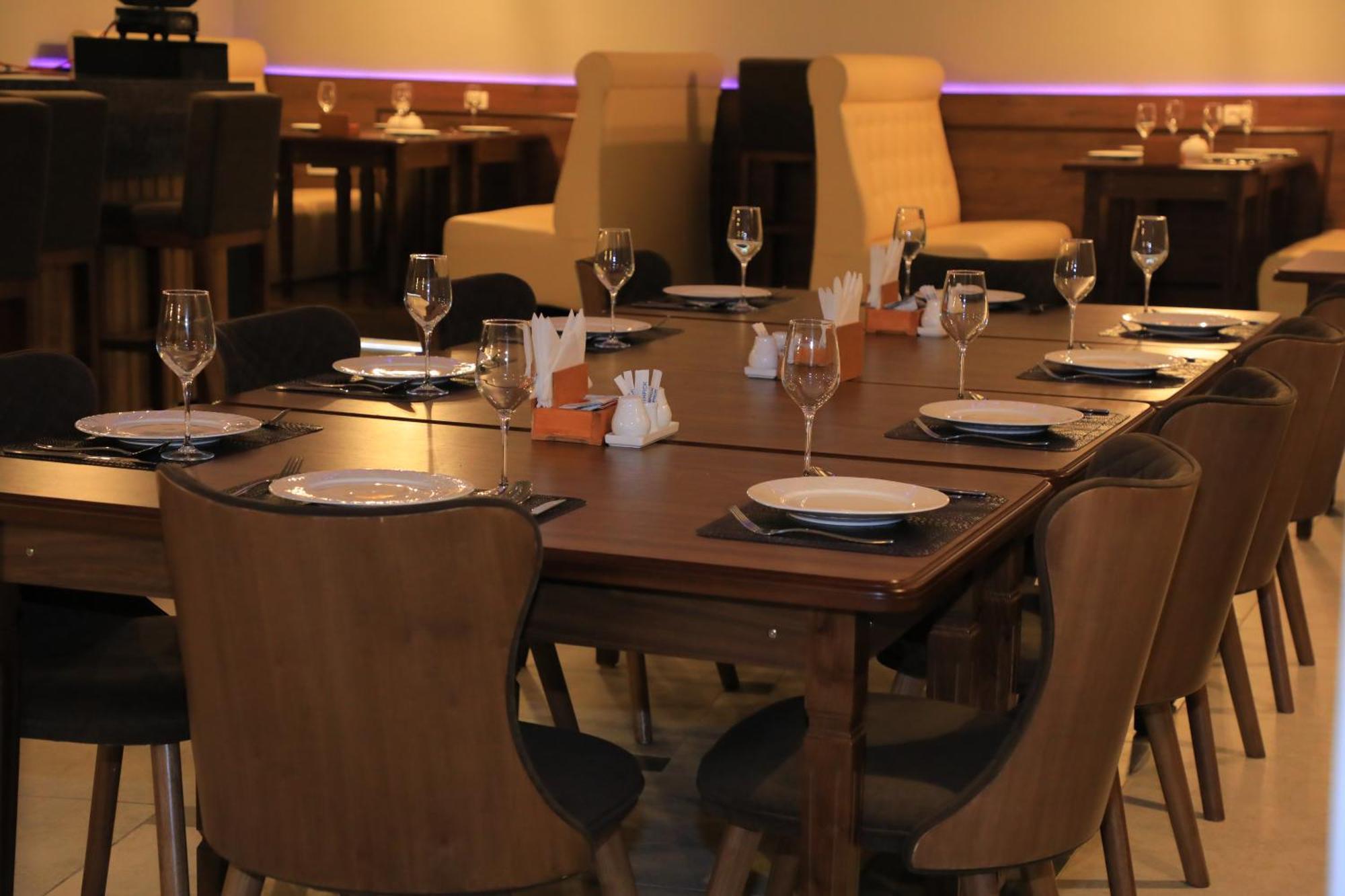 Hobiz Hotel Navoi Kültér fotó