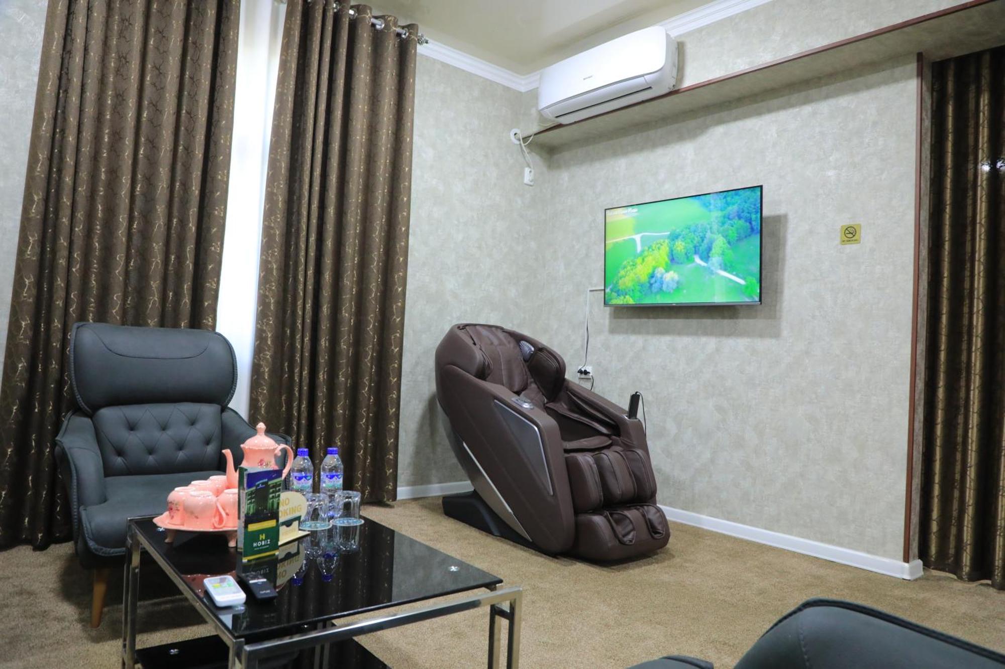 Hobiz Hotel Navoi Kültér fotó