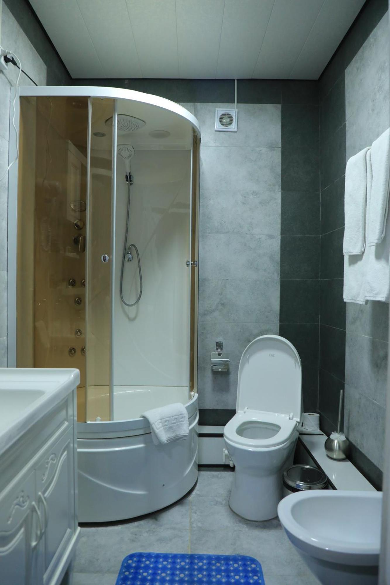 Hobiz Hotel Navoi Kültér fotó