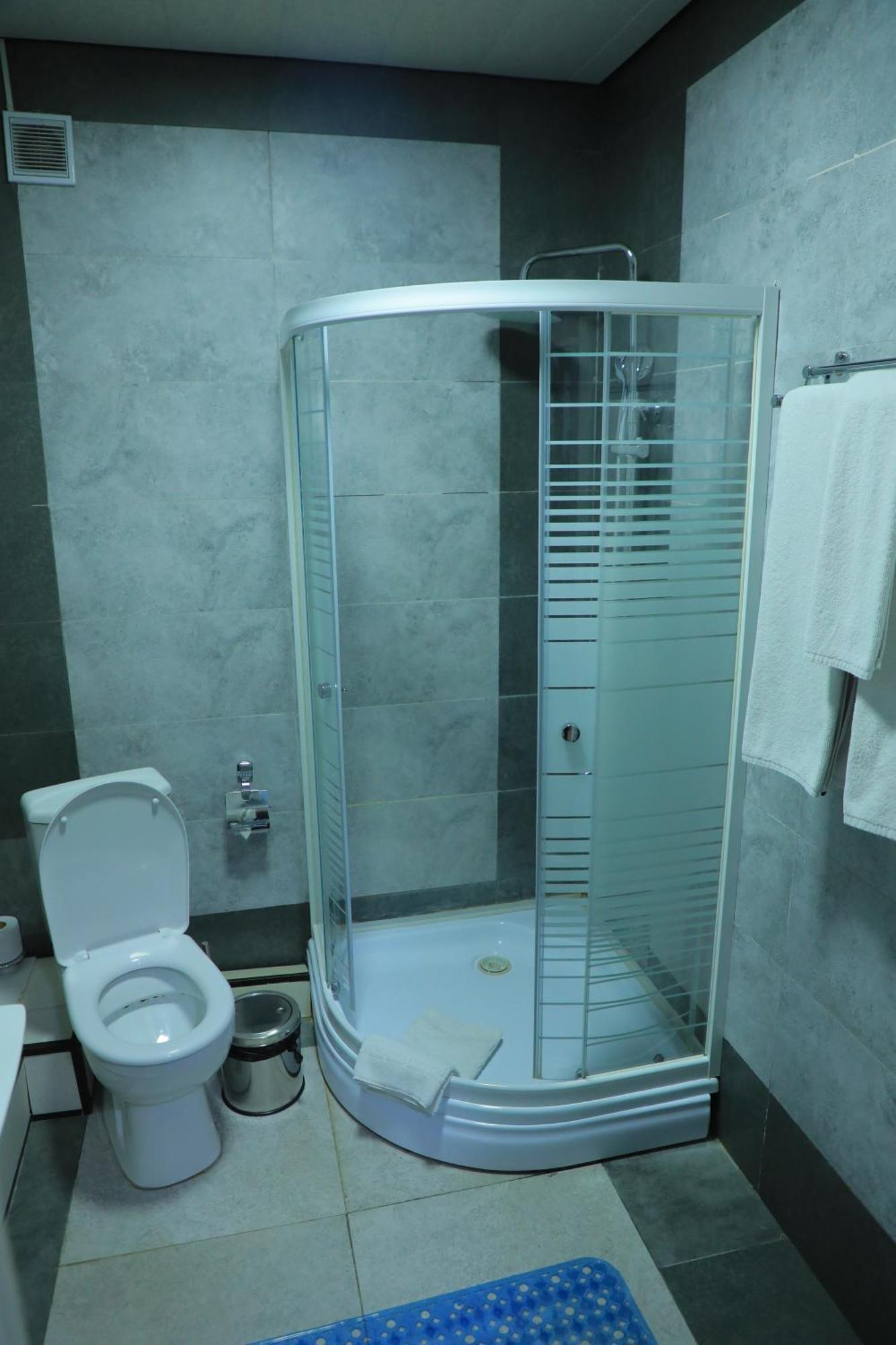 Hobiz Hotel Navoi Kültér fotó