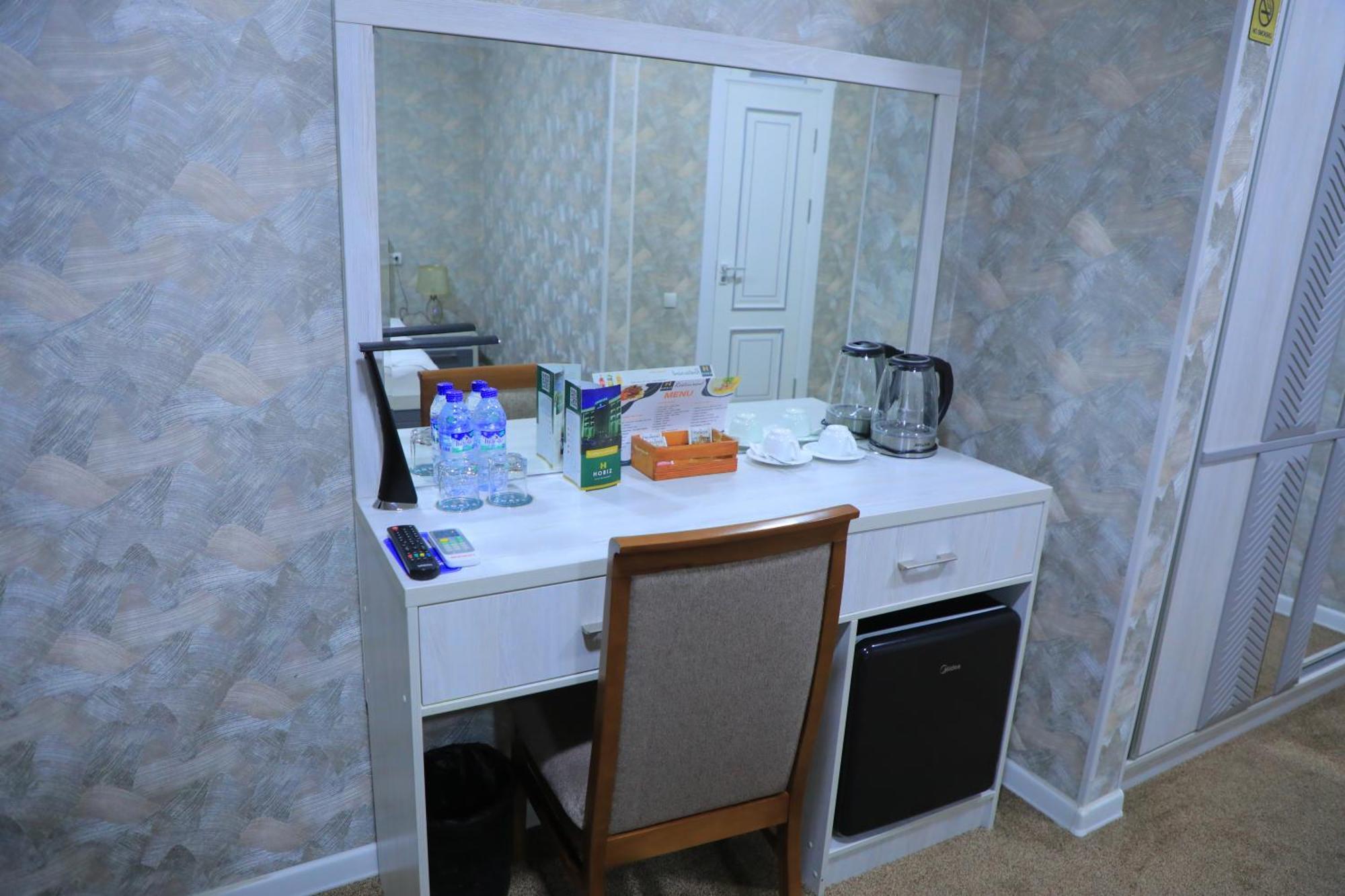 Hobiz Hotel Navoi Kültér fotó
